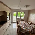 Matej Lux Апартаменты *