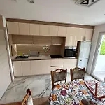 Matej Lux 아파트 *