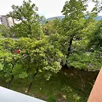 아파트 Matej Lux 스코페