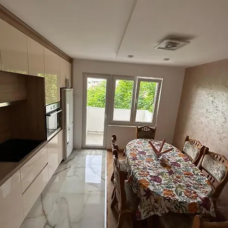 Matej Lux Apartment *