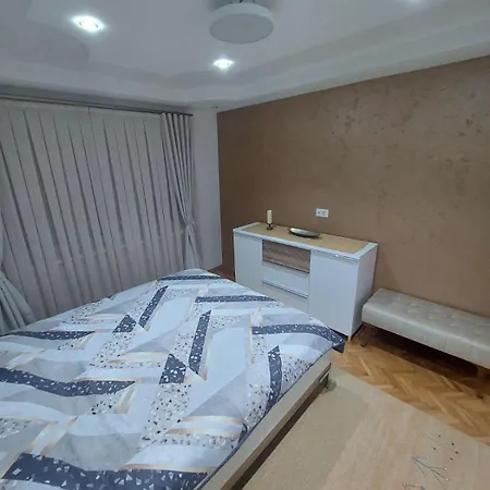 Apartment Matej Lux Skopje