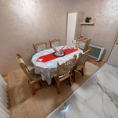 Apartment Matej Lux *