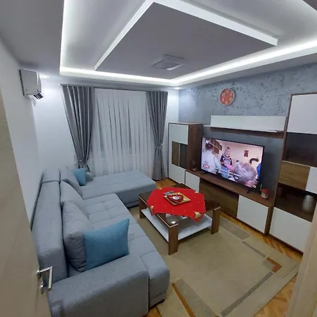 Matej Lux Skopje